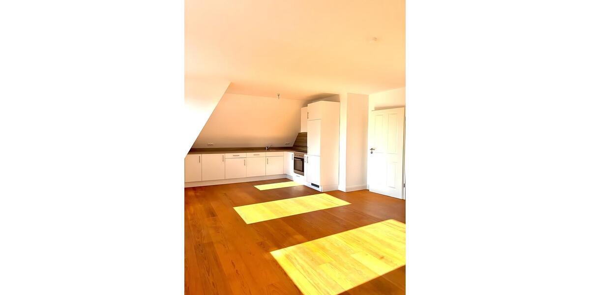 Etagenwohnung Lübeck Alt-Travemünde / Rönnau - 3 Zimmer, 102 m&sup2;, 1.000&euro; | Angebot:26700054