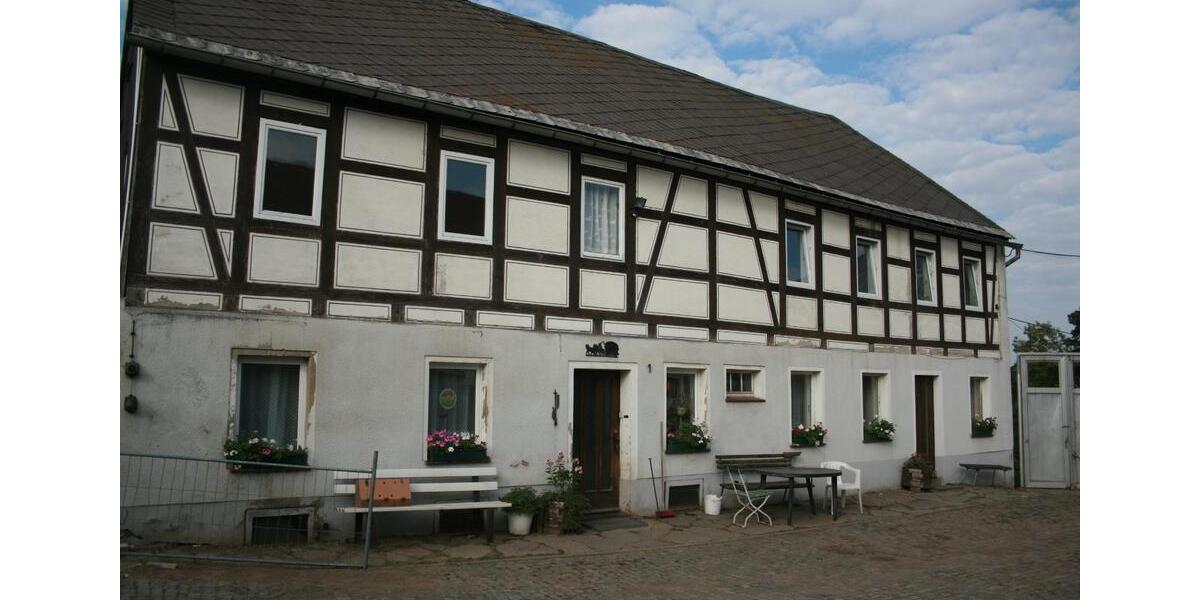 Etagenwohnung Großschirma - 6 Zimmer, 131 m&sup2;, 650&euro; | Angebot:24839287