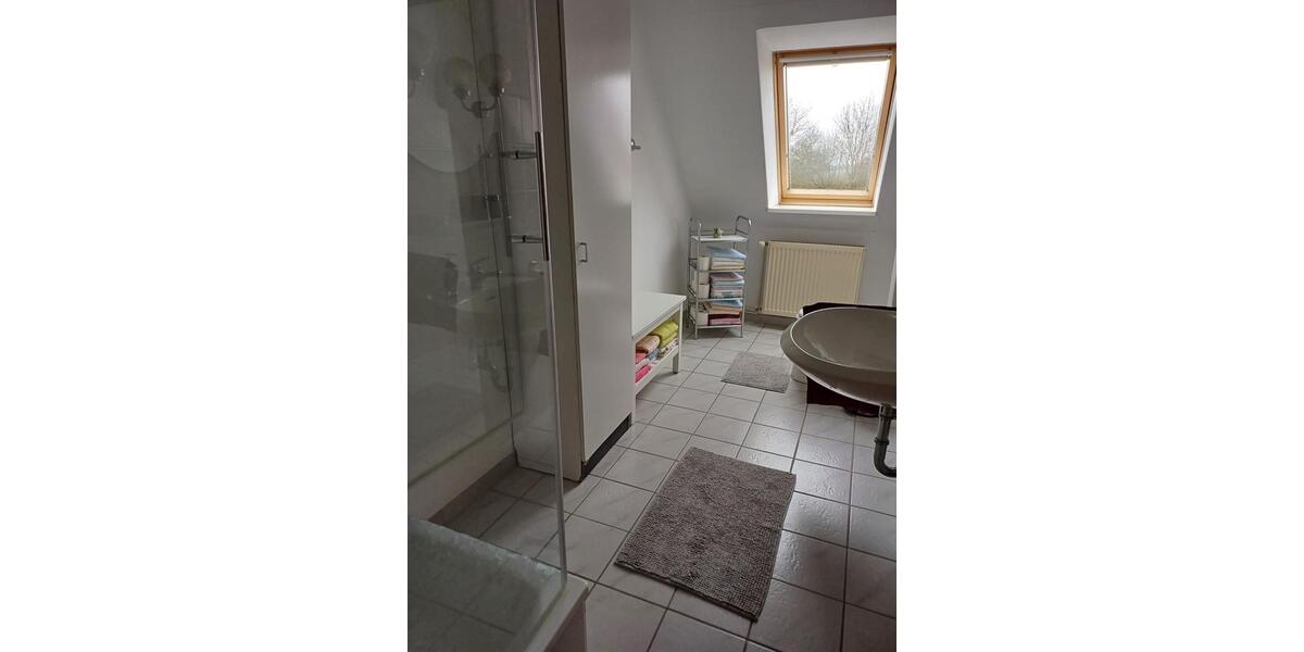 Etagenwohnung Amt Neuhaus - 3 Zimmer, 90 m&sup2;, 70&euro; | Angebot:25046265