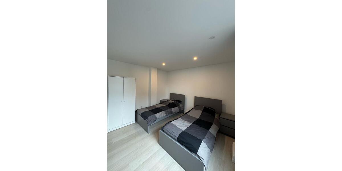 Wohnen auf Zeit Mülheim an der Ruhr Broich - 1.5 Zimmer, 90 m&sup2;, 2.500&euro; | Angebot:25845394