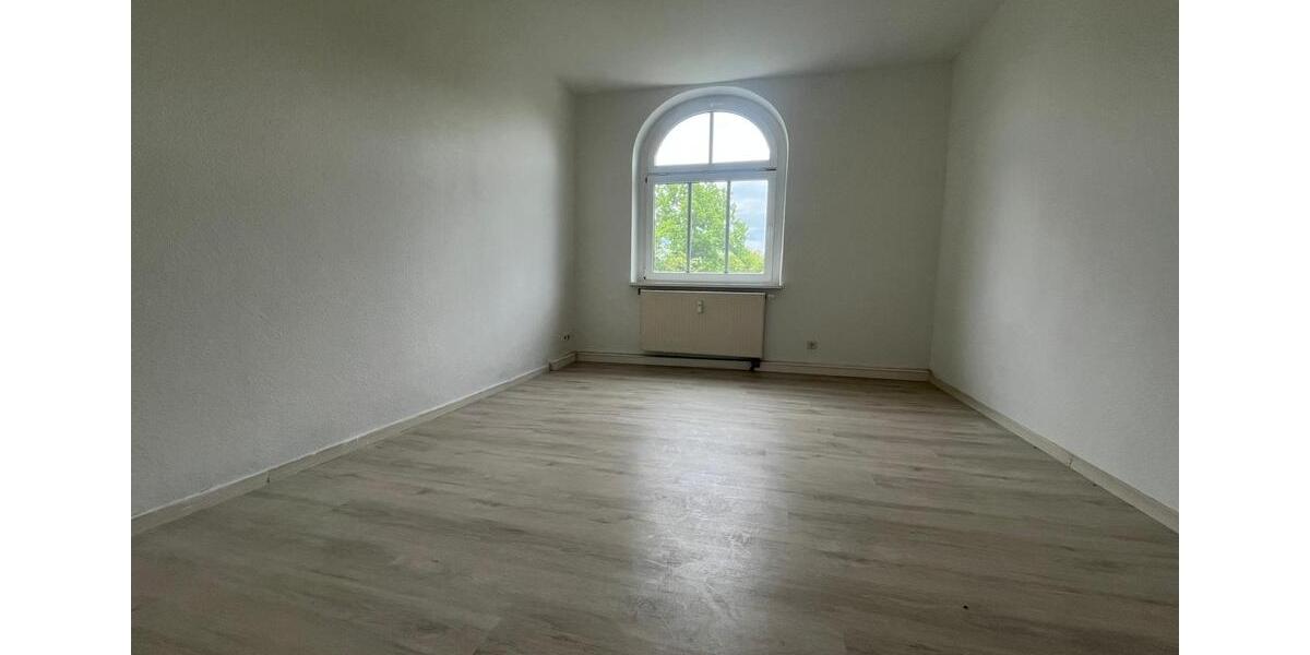 Etagenwohnung Frankfurt (Oder) - 3 Zimmer, 73 m&sup2;, 871&euro; | Angebot:25323137