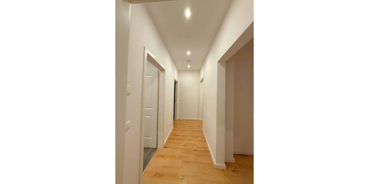 Etagenwohnung Magdeburg Salbke - 2 Zimmer, 68 m&sup2;, 573&euro; | Angebot:26805534
