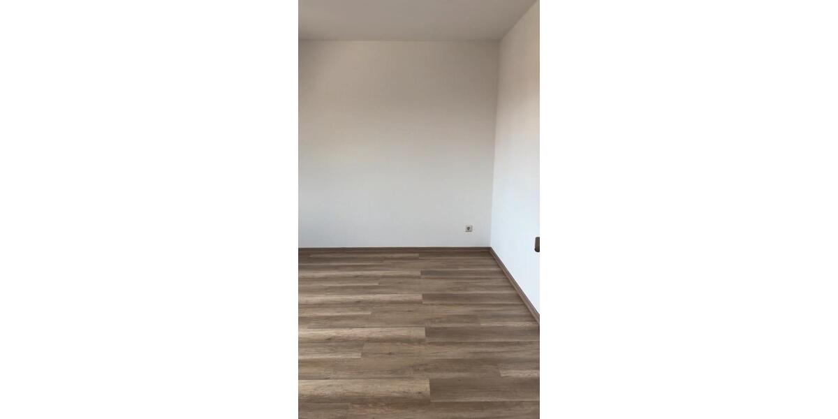 Dachgeschoßwohnung Bernburg (Saale) - 3 Zimmer, 66 m&sup2;, 530&euro; | Angebot:26336033