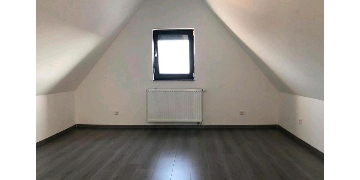Maisonettenwohnung Schwäbisch Gmünd - 4 Zimmer, 140 m&sup2;, 900&euro; | Angebot:24857818