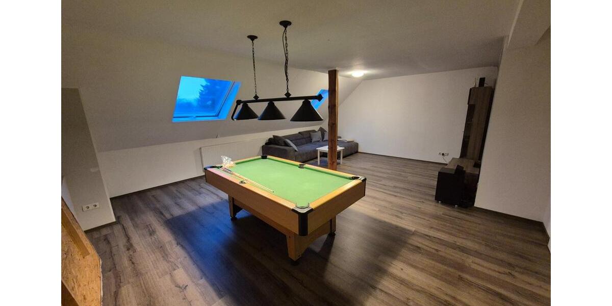 Dachgeschoßwohnung Papenburg - 5 Zimmer, 800&euro; | Angebot:23646117