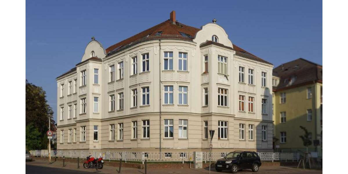 Etagenwohnung Frankfurt (Oder) - 3 Zimmer, 124 m&sup2;, 931&euro; | Angebot:26097952