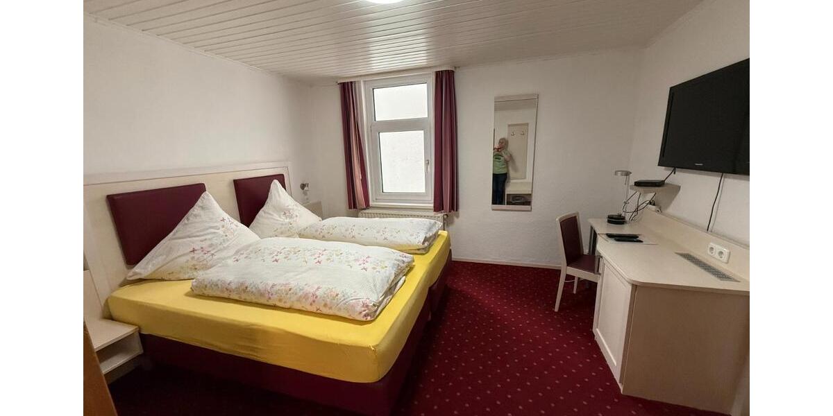 Etagenwohnung Bad Wildungen - 3 Zimmer, 108 m&sup2;, 890&euro; | Angebot:26614044
