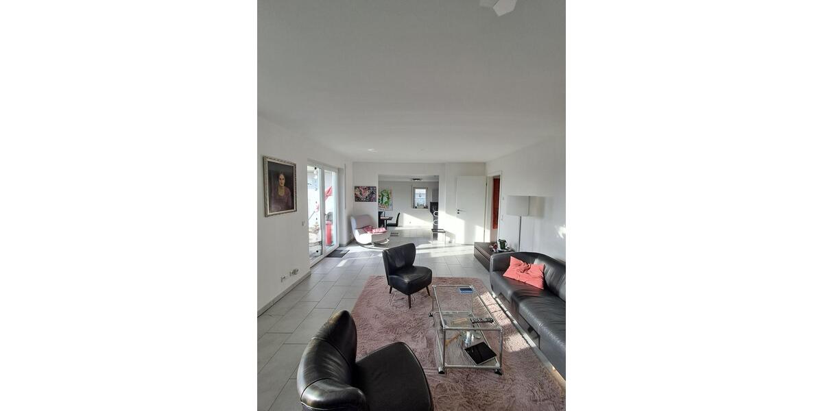 Etagenwohnung Bergisch Gladbach Alt-Frankenforst - 4 Zimmer, 140 m&sup2;, 1.820&euro; | Angebot:25079589