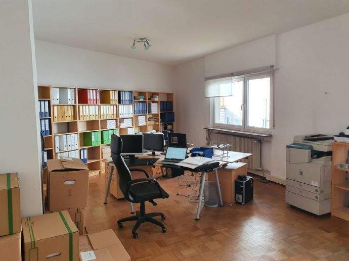 Gewerbeobjekt Viernheim - 3 Zimmer, 80 m&sup2;, 550&euro; | Angebot:26220030