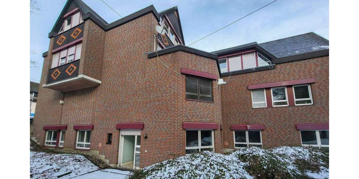 Etagenwohnung Westerburg - 1 Zimmer, 280 m&sup2;, 1.680&euro; | Angebot:25691912