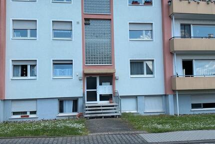 Helle 3 Zimmer Wohnung mit Balkon kernsaniert in Dehrn 3 zimmer