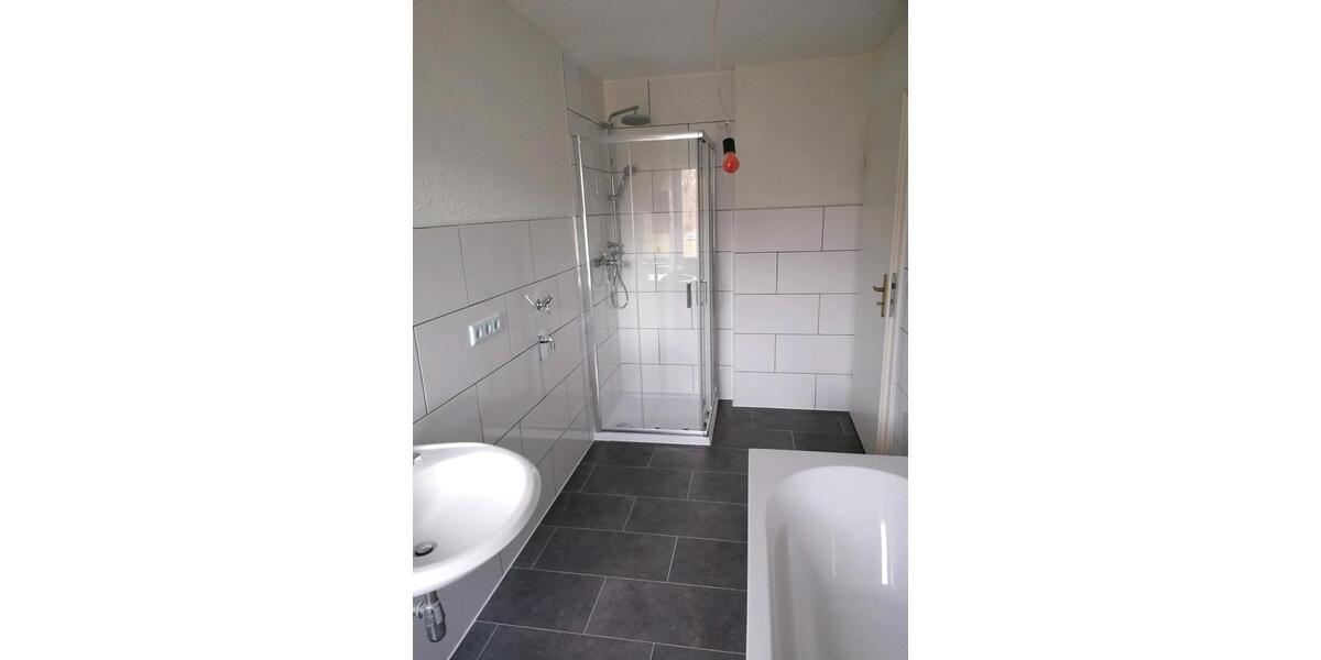 Etagenwohnung Lützen - 1 Zimmer, 76 m&sup2;, 690&euro; | Angebot:25857651