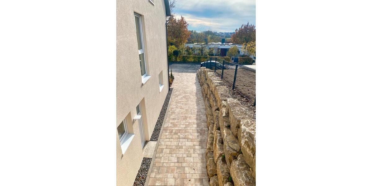 Mehrfamilienhaus, Wohnhaus Marktbreit - 9 Zimmer, 275 m&sup2;, 3.025&euro; | Angebot:26252327