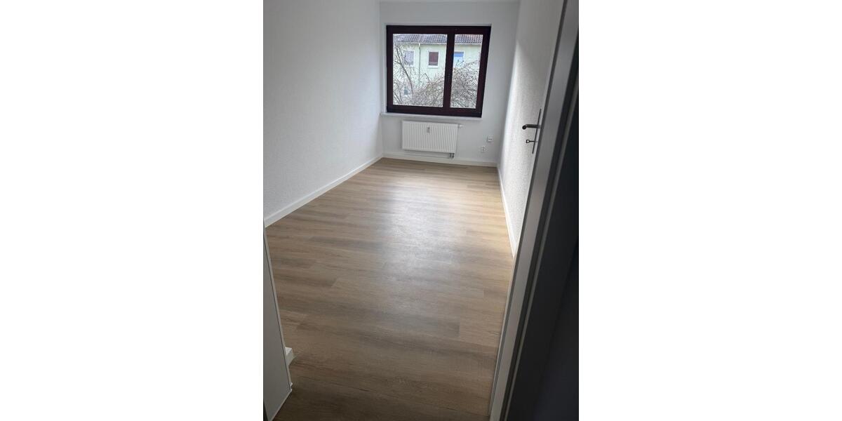 Etagenwohnung Bad Schandau - 4 Zimmer, 71 m&sup2;, 495&euro; | Angebot:25352444