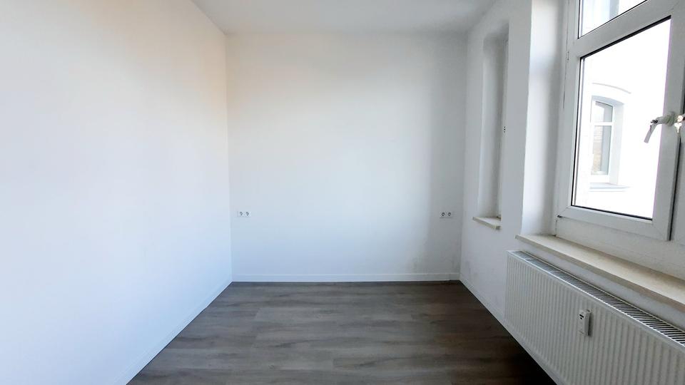 Etagenwohnung Aschersleben - 5 Zimmer, 156 m&sup2;, 900&euro; | Angebot:24711761