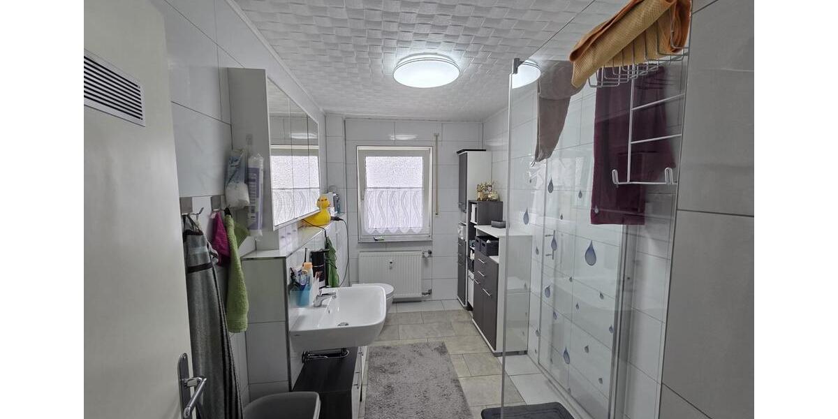 Dachgeschoßwohnung Limeshain - 4 Zimmer, 100 m&sup2;, 1.000&euro; | Angebot:24730533