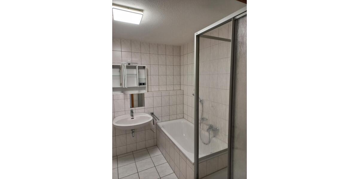 Etagenwohnung Steinbach-Hallenberg Hallenberg - 3 Zimmer, 83 m&sup2;, 580&euro; | Angebot:23393654