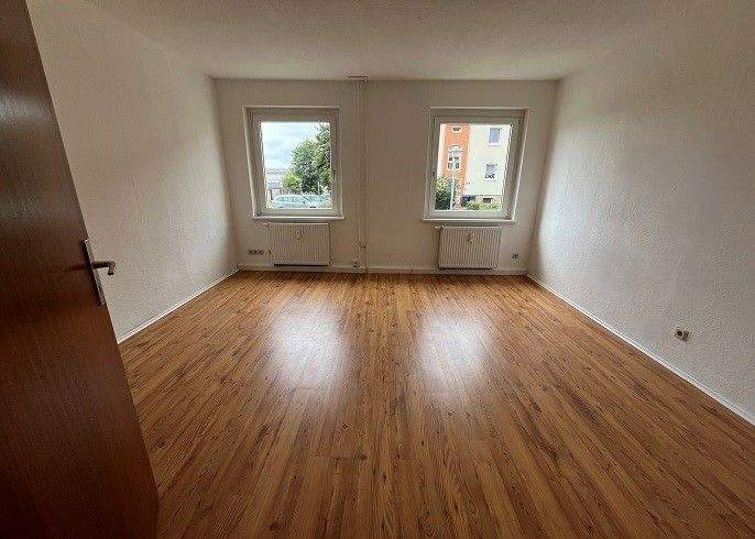 Etagenwohnung Oschersleben Oschersleben - 2 Zimmer, 59 m&sup2;, 344&euro; | Angebot:26515804