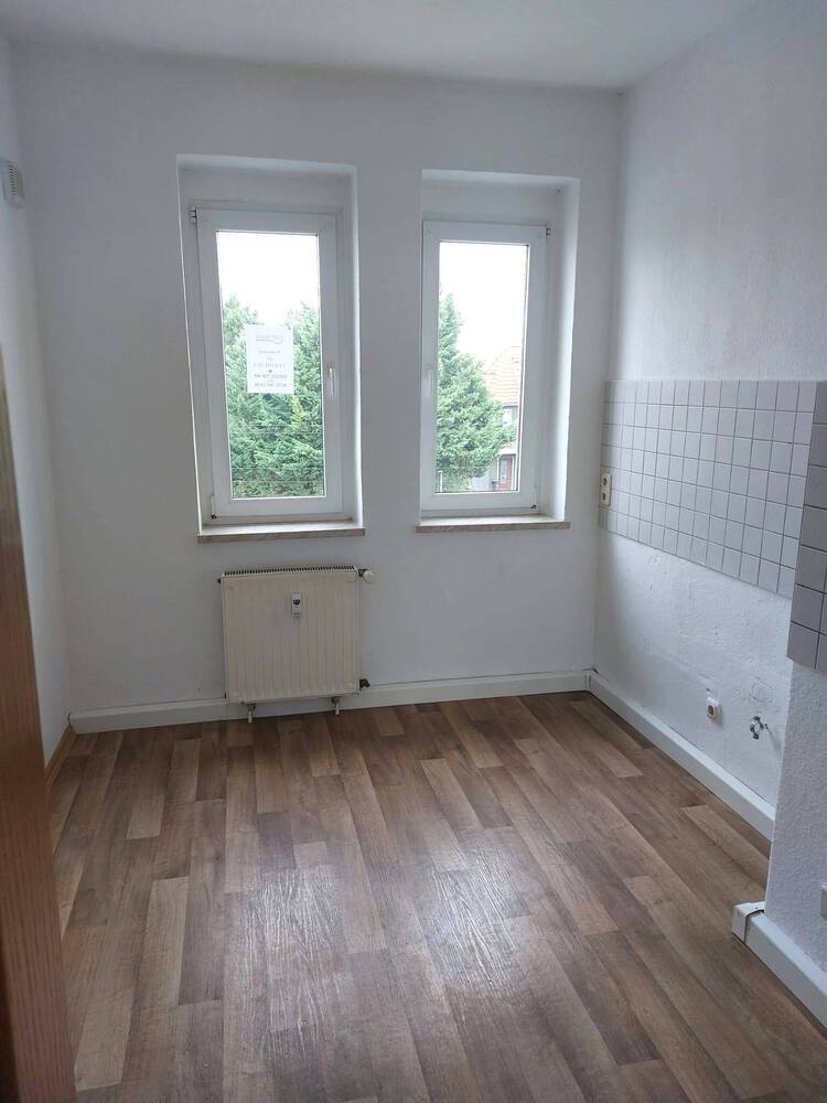 Preiswerte 3-R-Wohnung san.Altbau, ca.67,34 m² mit Balkon In Magd.-Cochstedter str. zu vermieten ..!