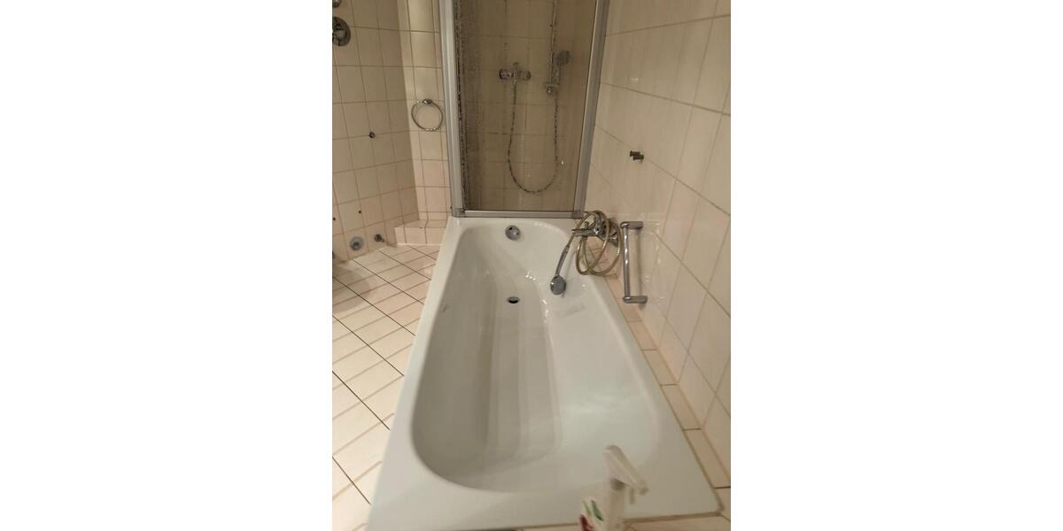 Terassenwohnung Bad Homburg - Einbauküche, Stellplatz , Haustier 2 zimmer