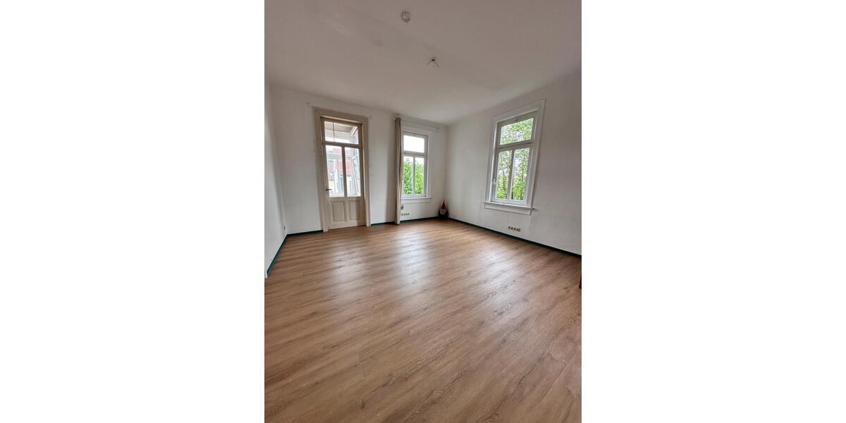 Erdgeschoßwohnung Friedrichroda - 4 Zimmer, 136 m&sup2;, 1.000&euro; | Angebot:26483247