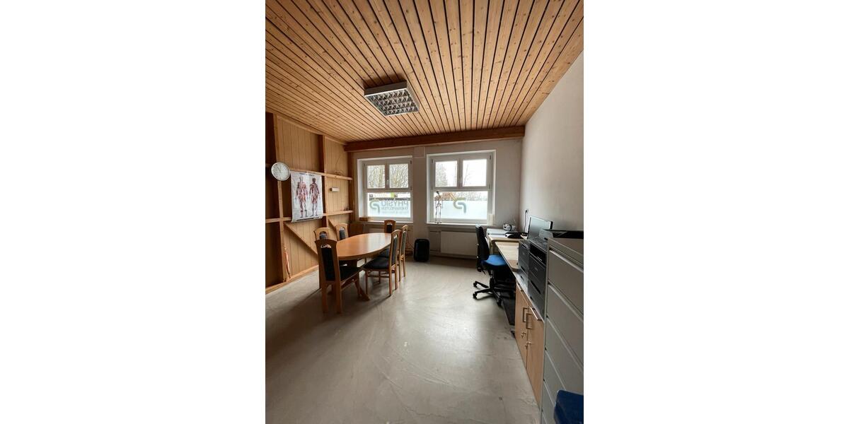 Gewerbeobjekt Falkenstein - 1.000&euro; | Angebot:24468823