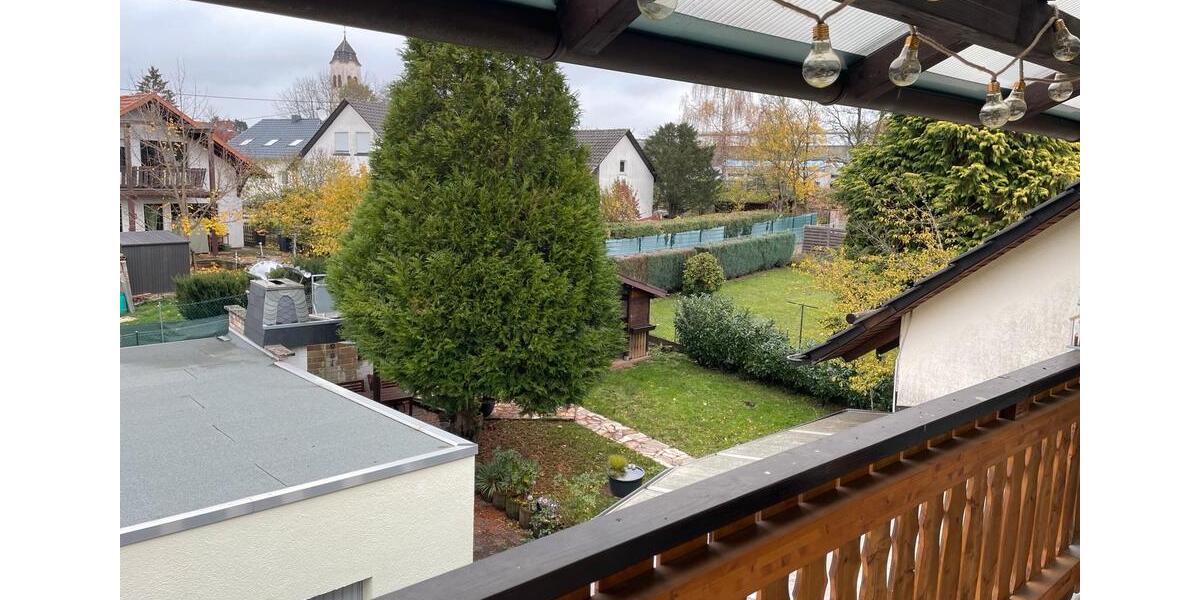 Dachgeschoßwohnung Heusweiler - 4 Zimmer, 111 m&sup2;, 850&euro; | Angebot:26444346