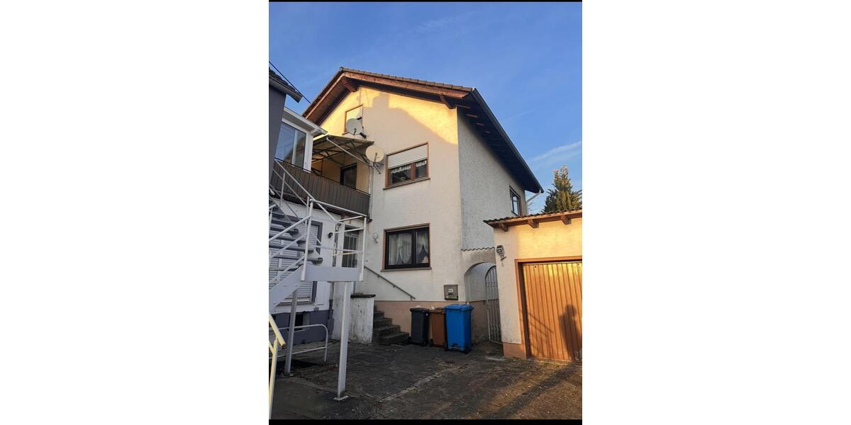 Etagenwohnung Limburg an der Lahn Offheim - 4 Zimmer, 120 m&sup2;, 1.500&euro; | Angebot:26393188