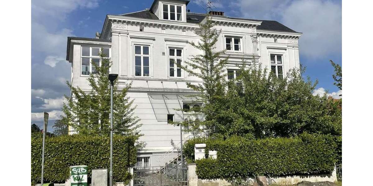 Etagenwohnung Lübeck Karlshof - 3 Zimmer, 93 m&sup2;, 1.070&euro; | Angebot:26759817