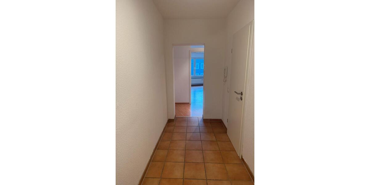 Etagenwohnung Siegen Dillnhütten - 2 Zimmer, 90 m&sup2;, 870&euro; | Angebot:25872740
