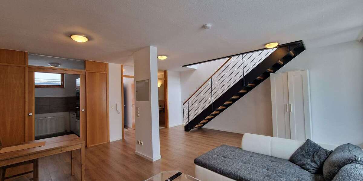 Wohnung zum Mieten in Merseburg 1.190 € 93 m² 3 zimmer