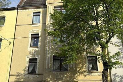 Sanierte Altbau-Wohnung im EG mit Garten ? Besichtigung am 24. Januar 3 zimmer
