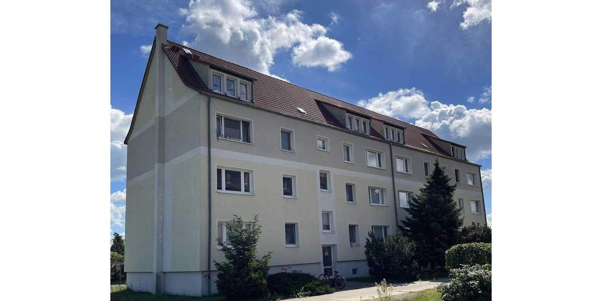 Etagenwohnung Arzberg - 4 Zimmer, 74 m&sup2;, 395&euro; | Angebot:25701624