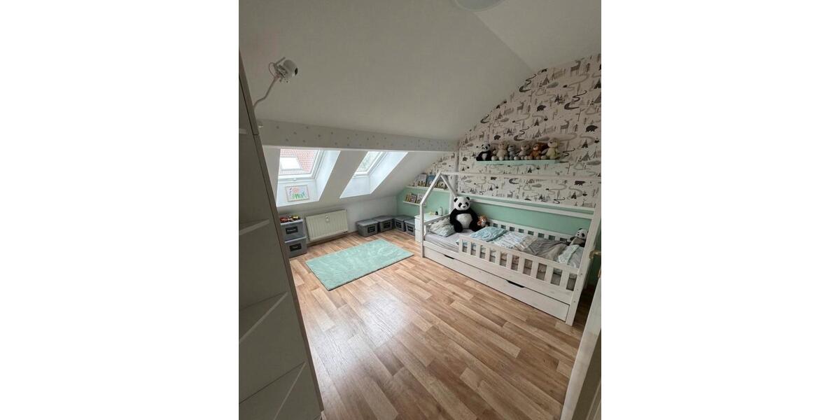 Dachgeschoßwohnung Schleiz - 3 Zimmer, 95 m&sup2;, 700&euro; | Angebot:26539582