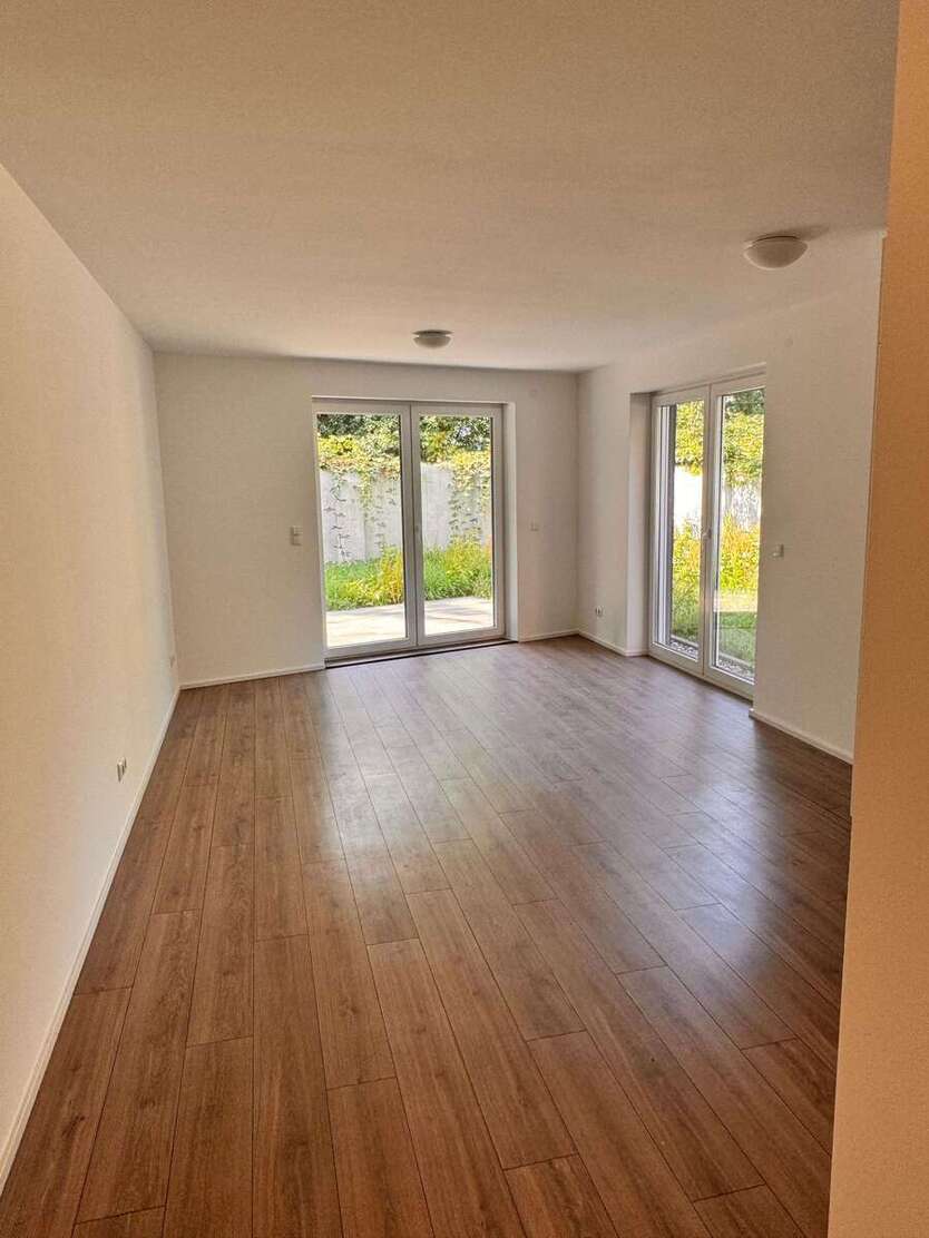 Wohnung zum Mieten in Offenbach 1.450 € 92 m² 3 zimmer
