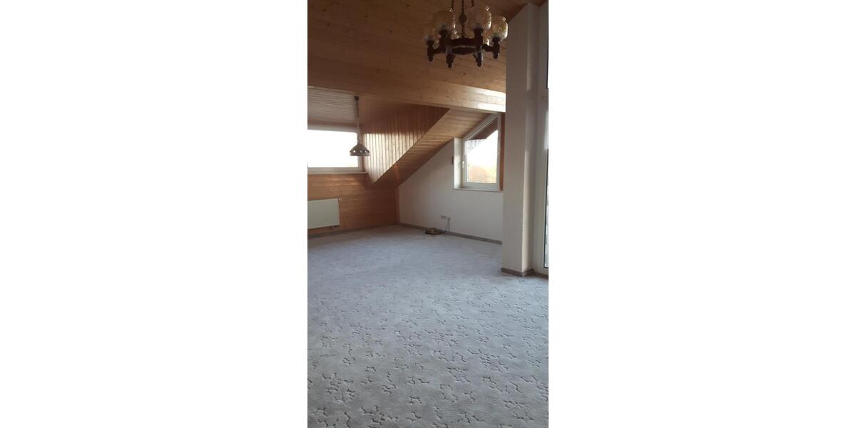 Einfamilienhaus Wirges - 9 Zimmer, 225 m&sup2;, 1.950&euro; | Angebot:24739341