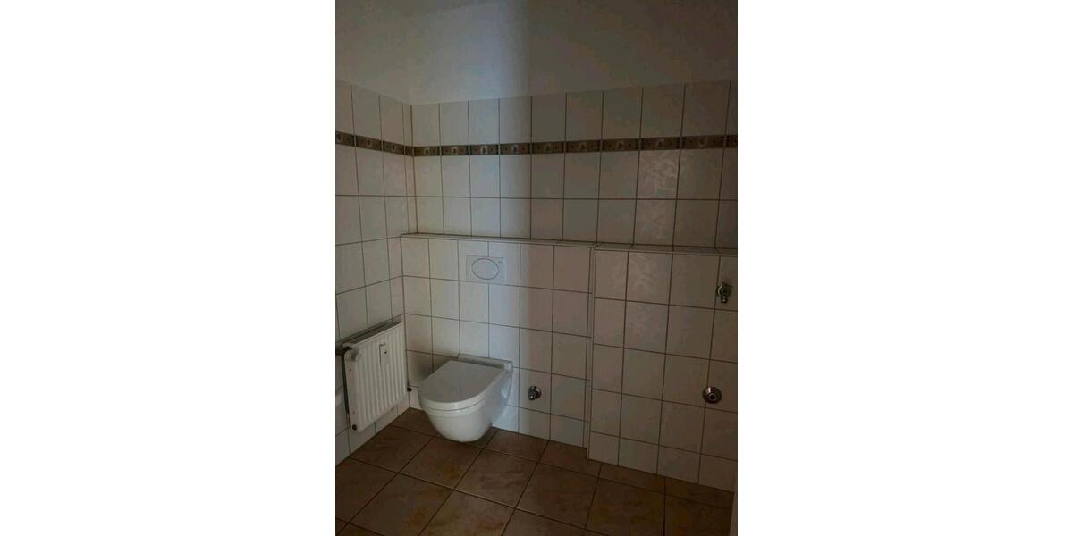Wohnen auf Zeit Wuppertal Elberfeld - 6 Zimmer, 150 m&sup2;, 400&euro; | Angebot:26154100