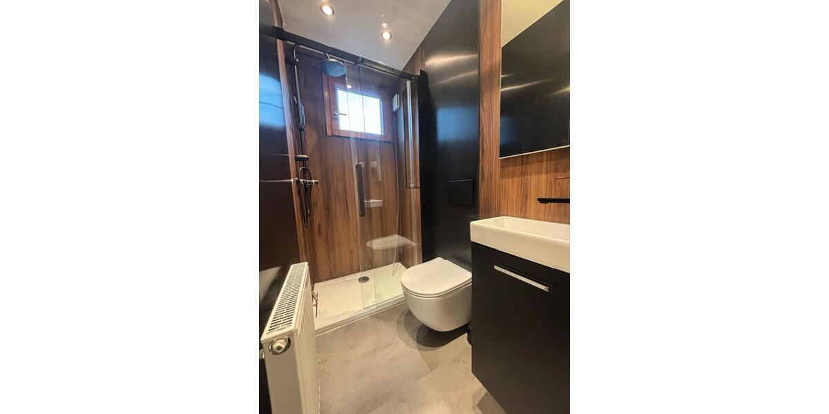Wohnen auf Zeit Plochingen - 4 Zimmer, 11 m&sup2;, 400&euro; | Angebot:26342202