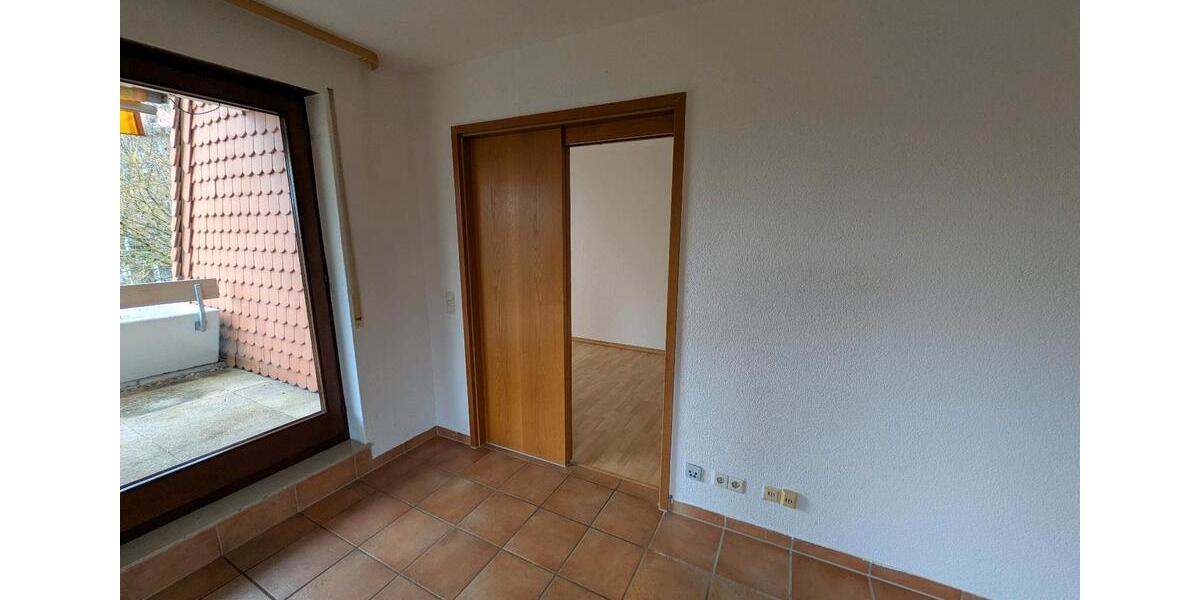 Etagenwohnung Lauffen am Neckar - 2 Zimmer, 63 m&sup2;, 850&euro; | Angebot:25948381