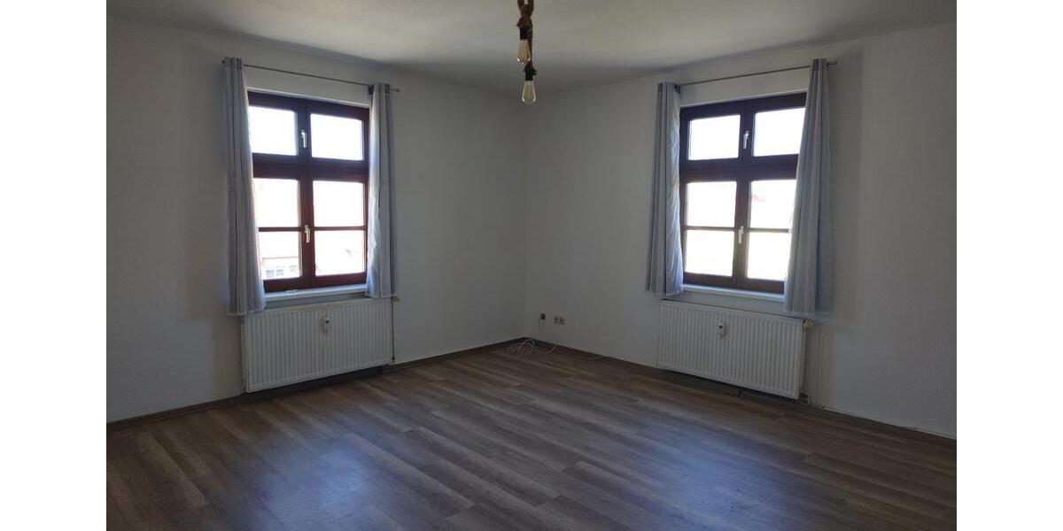 Dachgeschoßwohnung Bernburg (Saale) - 3 Zimmer, 76 m&sup2;, 400&euro; | Angebot:26382591