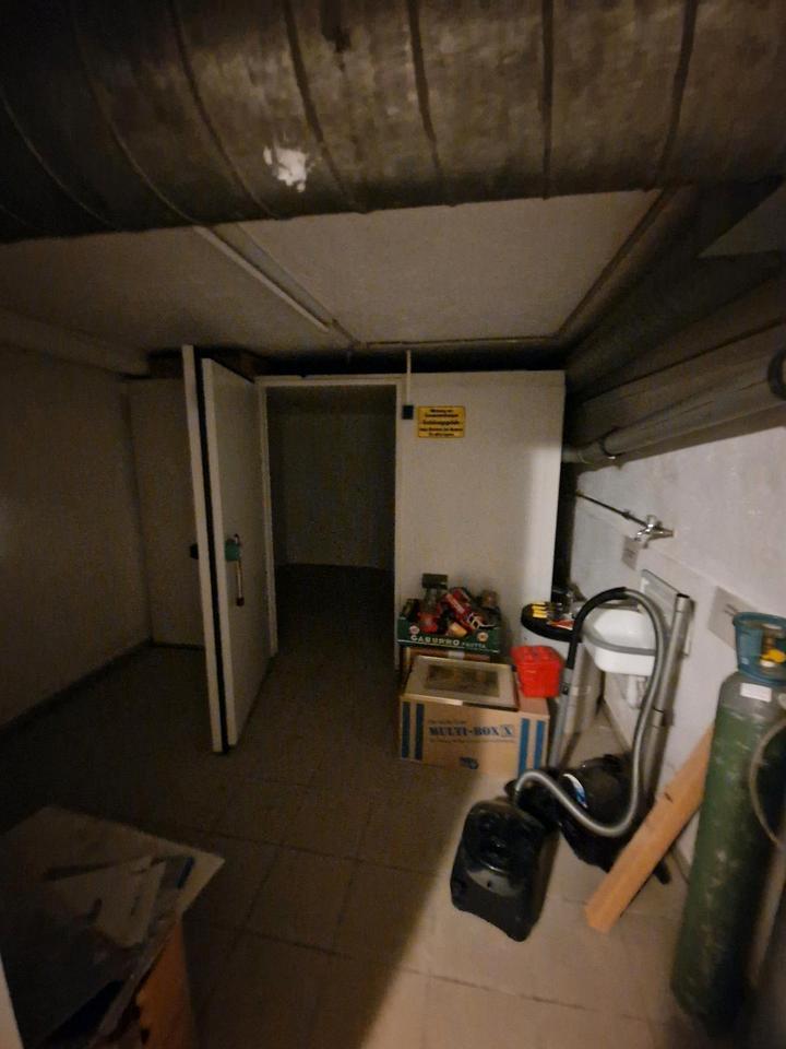 ABLÖSE FREI Restaurant mit GästeZimmer im Villen Stil in einer ruhigen Seitenstraße der Fußgängerzone