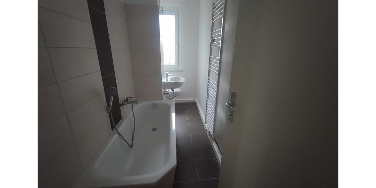 Etagenwohnung Sangerhausen - 2 Zimmer, 45 m&sup2;, 270&euro; | Angebot:26662547