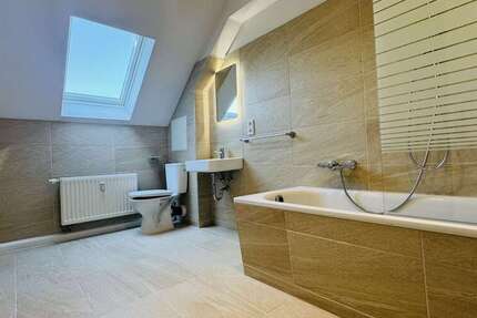 Wohnung zum Mieten in Chemnitz 599 € 95.2 m² 4 zimmer