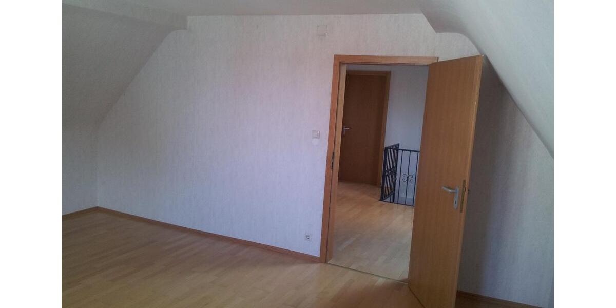 Maisonettenwohnung Weil der Stadt - 3 Zimmer, 88 m&sup2;, 900&euro; | Angebot:26625844