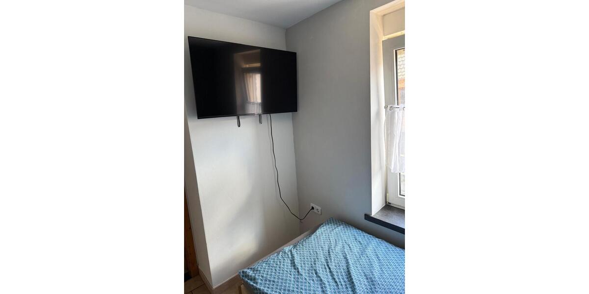 Wohnen auf Zeit Heinsberg - 2 Zimmer, 75 m&sup2;, 100&euro; | Angebot:26495396