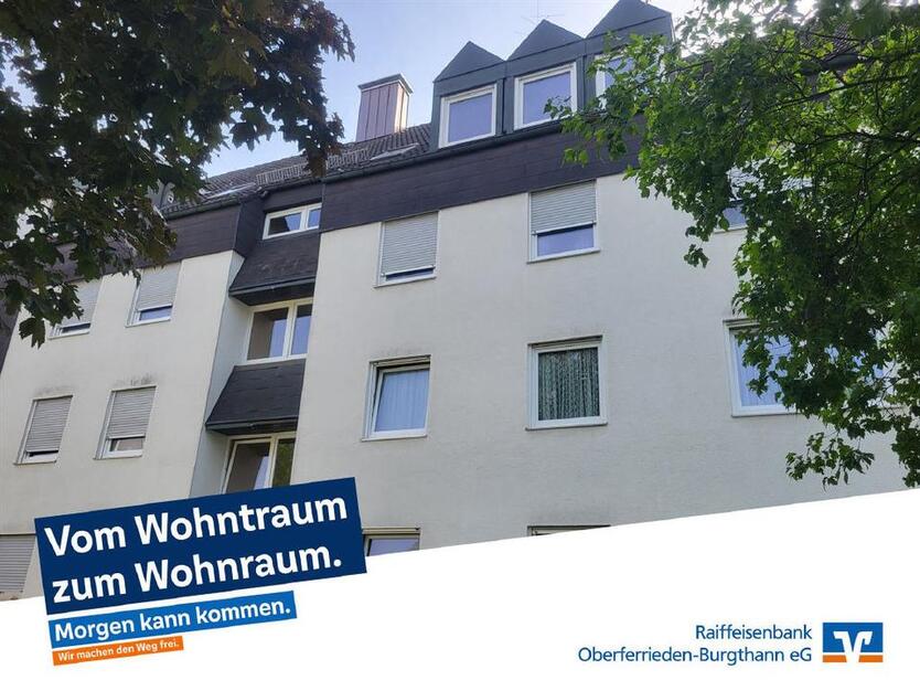 Über den Dächern von Altdorf - Helle 3-Zimmer-Wohnung mit Balkon im Zentrum von Altdorf