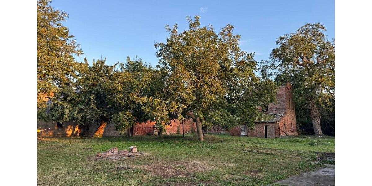 Hochparterre Bismark (Altmark) - 2 Zimmer, 80 m&sup2;, 500&euro; | Angebot:24890933