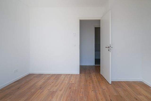 Etagenwohnung Berlin Siemensstadt - 4 Zimmer, 98 m&sup2;, 1.674&euro; | Angebot:25268131