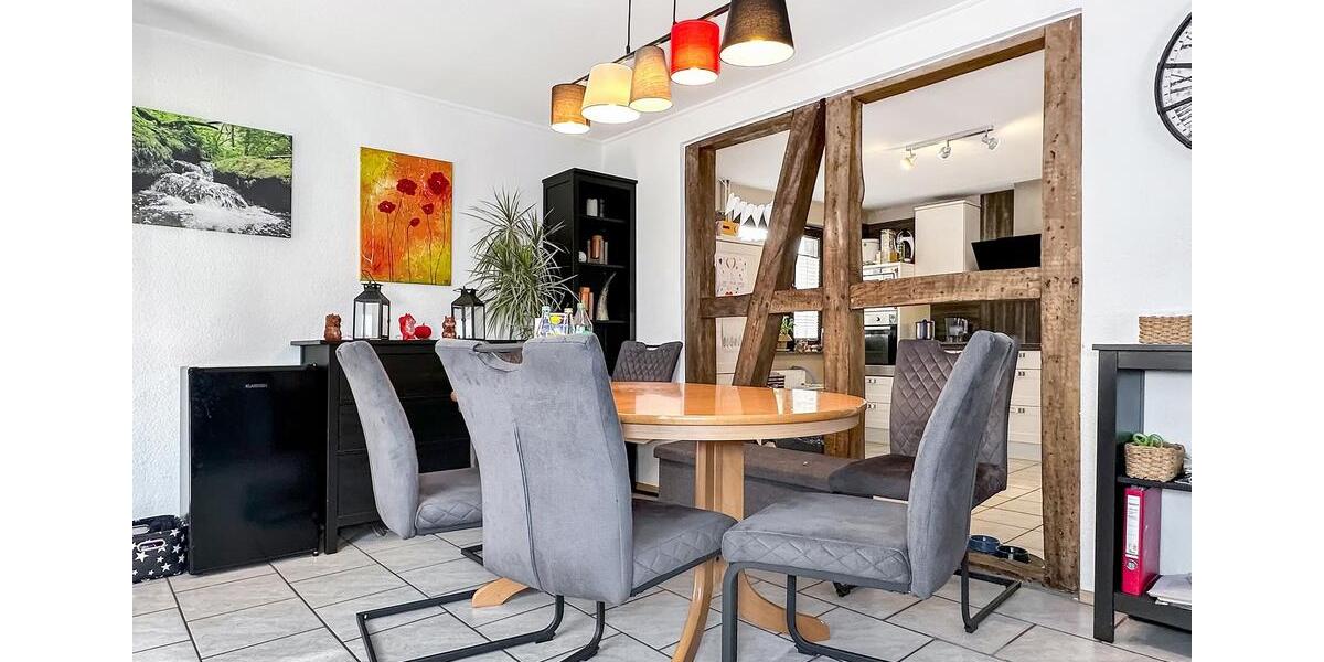 Maisonettenwohnung Extertal - 7 Zimmer, 160 m&sup2;, 960&euro; | Angebot:26232670