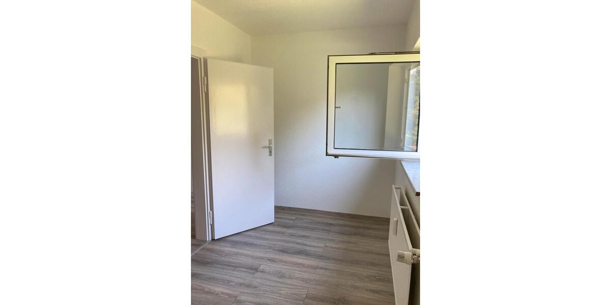 Erdgeschoßwohnung Salzgitter - 3 Zimmer, 57 m&sup2;, 335&euro; | Angebot:23132388